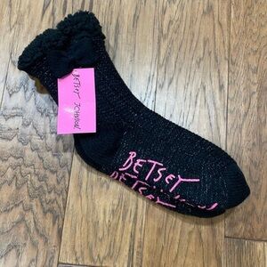 Betsey Johnson NWT Black and Silver women’s size 8-10 sock slippers